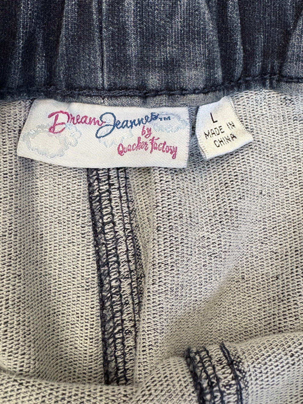 Quacker Factory Jeans Cropped Dream Jeannes American Flags Rhinestone Heart - Picture 7 of 12